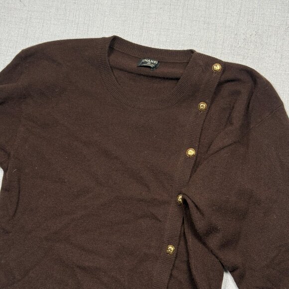 VTG CHANEL Cashmere Cardigan Jewel Button Asymmetrical Brown Sweater Chest 35" - Picture 4 of 14